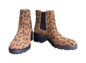 Vince Camuto Leopard Print Lug Sole Suede Ankle Boots Brown Black Size 8 thumbnail 1