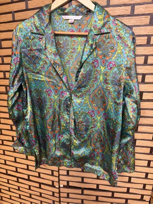 Victoria’s Secret paisley satin button down pajama top size XS thumbnail 1