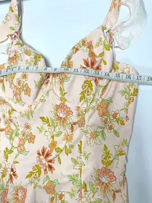 *NEW* Cupshe Floral Frenzy Tummy Control One-Piece Swimsuit thumbnail 12