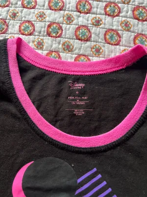 Official Disney Parks 80s Retro Mickey Mouse Shirt size medium thumbnail 3