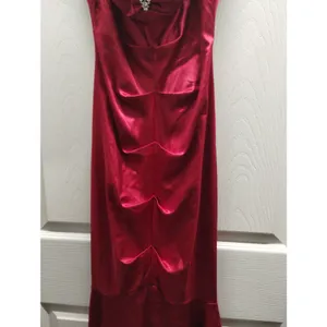 Camille La Vie Size 2 Red Ruched Satin Sweetheart Mermaid Dress Prom Gown thumbnail 7