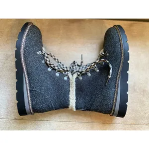 Madden NYC Wool Boots Sherpa Lined Laces Hiker Rugged Grip Cozy Granola Mountain thumbnail 7