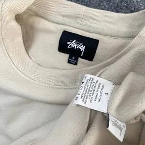 StüSsy Cream Front Pockets Crewneck Pullover Sweatshirt Streetwear Skate Casual thumbnail 5