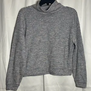 Madewell Women's Rainbow Rib Long Sleeve Textured Turtleneck Mockneck Top Size M thumbnail 1
