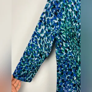Maggy London Blue Green Animal Print 3/4 Sleeve Empire‎ Waist Fit & Flare Dress thumbnail 2