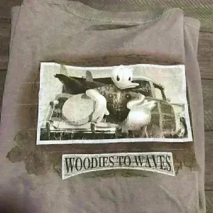 *New* Donald Duck Woodies to Waves ‎ Light Brown T-shirt Sz L thumbnail 6