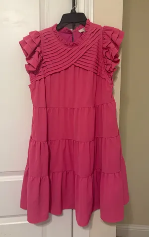 Cute pink dress from boutique thumbnail 1