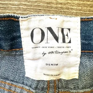 One Teaspoon Awesome Baggies low waist medium rise distressed jeans thumbnail 8