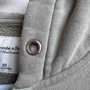 🟣$5/$25 Abercrombie & Fitch Soft AF Green Cropped Hoodie Size XS Cozy Warm Fall thumbnail 5