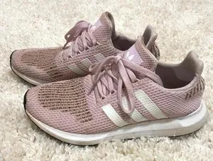 Adidas Sneakers thumbnail 2