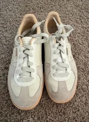 Puma Sneakers thumbnail 1