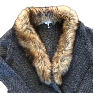 Joie Jamilee Gray Yak Wool Knit Faux Fur Collar Women’s Cárdigan Sweater Small thumbnail 7