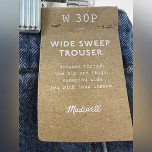 Madewell Wide-Leg Jeans in Medium Blue thumbnail 3