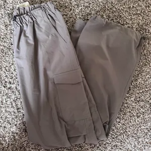 Pitaya cargo pants  thumbnail 1