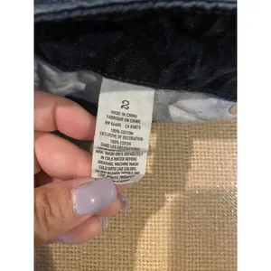 American Eagle Dark Denim Distressed Jean‎ Shorts Women’s Size 2 thumbnail 5
