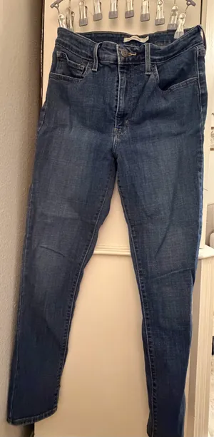 Levi’s Skinny High-Rise Jeans 721 thumbnail 1