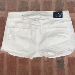American Eagle White Jean Shorts thumbnail 3