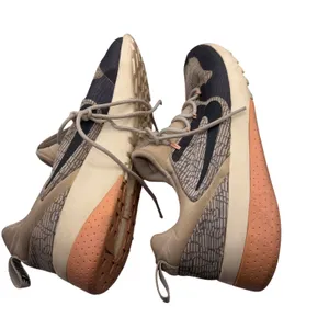 Nike React Infinity Run Flyknit 2 SZ 7 Gray Navy Peach Running Sneakers thumbnail 7