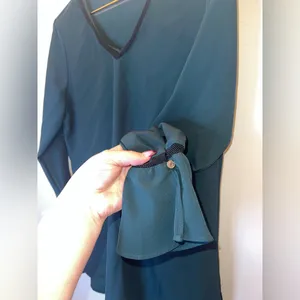 Calvin Klein‎ Sheer Bell Sleeve Blouse | XS thumbnail 3
