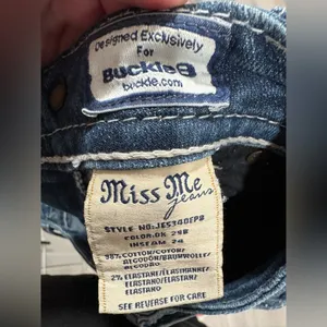 Miss Me Easy Capri Size 26 thumbnail 5