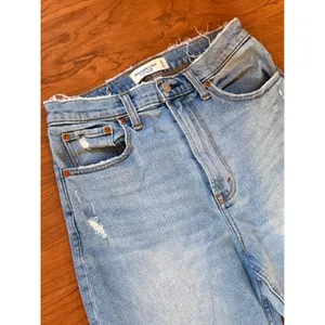 Abercrombie & Fitch Curve Love Ultra High Rise Ankle Straight Jeans Light 27 thumbnail 2