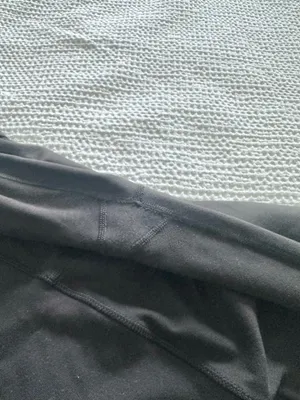 Lululemon high waisted knee length leggings vintage thumbnail 4