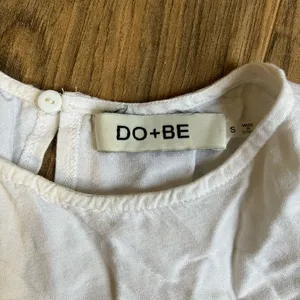 Do + be‎ white tassle top small thumbnail 3