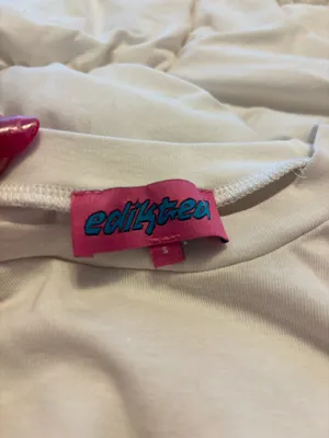 Edikted Top strawberry  thumbnail 3