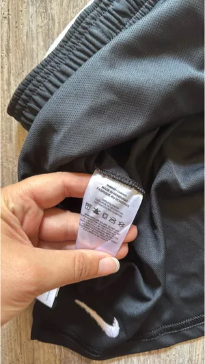 Women’s Nike lacrosse skirt  thumbnail 4
