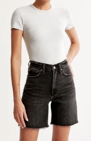 Abercrombie & Fitch High Rise 9” Short In Washed Black Size 26 thumbnail 1