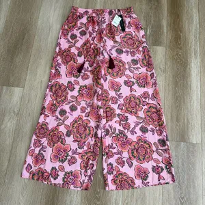 NWT Tahari Drawstring Waist Wide Leg Pants In Princess Floral Size Medium thumbnail 3
