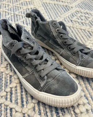 Camo Sneakers Gray Size 7 thumbnail 1