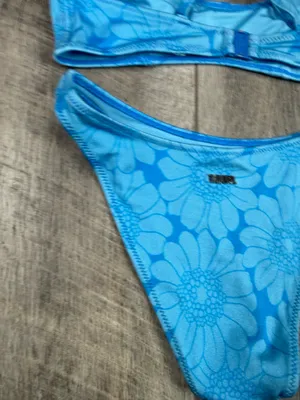 Triangl Blue Floral Bikini Set thumbnail 8