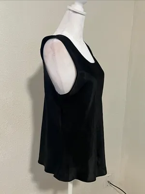 Women's Black Satin Scoop Neck Camisole thumbnail 2