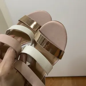 Bamboo Pale Pink strappy slingback heels size US 6 thumbnail 6