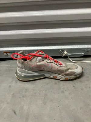 Nike Air Max 270 size 11.5. thumbnail 3
