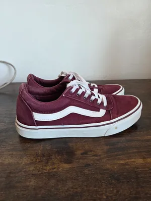 Vans Ward Low Top Sneakers Burgundy Maroon Skater Grunge Casual Comfy Women 8.5 thumbnail 3