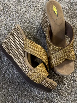 Volatile Woven Tan/Brown Platform Wedge Sandals Tan Size 7 thumbnail 1