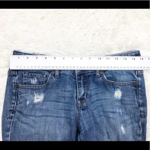 Express‎ Stella Skinny Leg Destructed Jeans Size 4 thumbnail 4