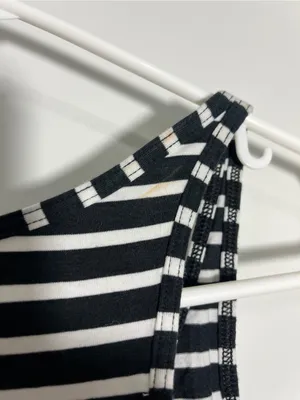 Lululemon Size 2 Black White Striped Racerback Tank Top thumbnail 7