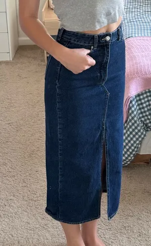 H&M Denim Skirt  thumbnail 1