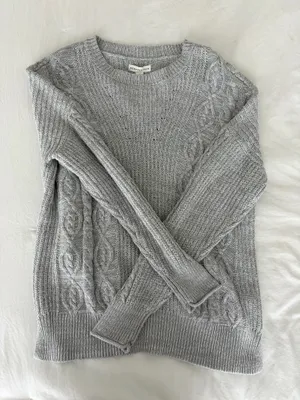 Aeropostale Gray Sweater  thumbnail 1