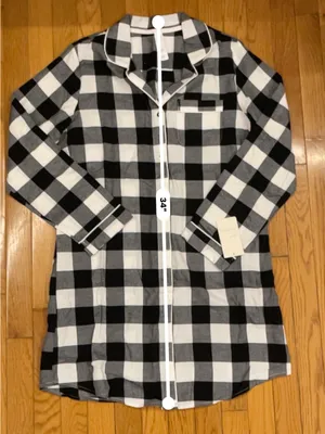 Stars Above Black/White Flannel Button-up Nightgown thumbnail 5
