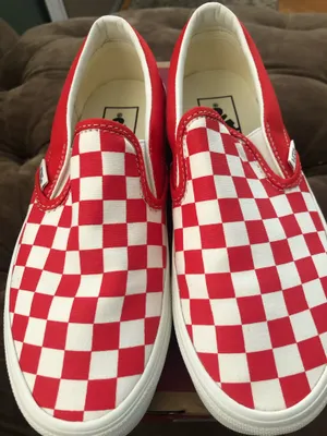 Checkered Vans Slip-On thumbnail 1