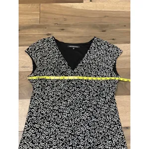 Jones Wear Dress Size 16 Black White Leaf Print V‑Neck Cap Sleeve Flowy thumbnail 6
