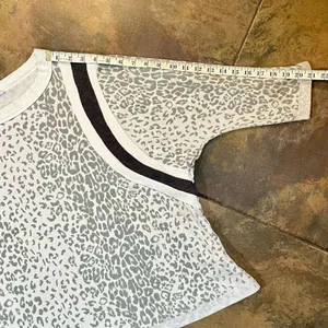 Bucket List Animal Print Leopard Print Striped Sweatshirt Medium thumbnail 4