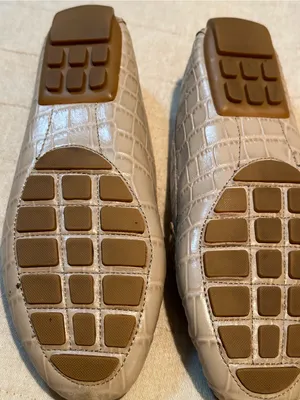 Ralph Lauren Taupe Croc-Embossed Leather Loafers with Gold RL Medallion thumbnail 4