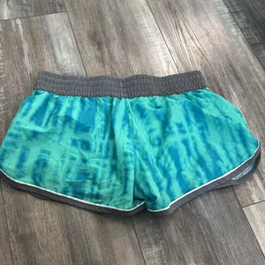 Under Armour shorts blue and green tie dye large thumbnail 3