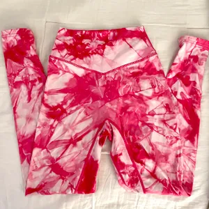 Balance Athletica Vitality Pink Tie Dye Leggings thumbnail 1