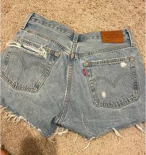 Levi's 501 Shorts thumbnail 3